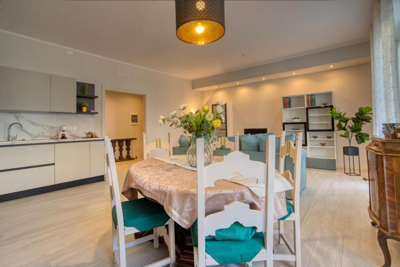 Caseospitali - Casa Janas, Elegante Trilocale Per 5 In Zona Centrale 밀라노 외부 사진
